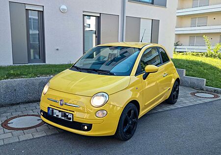 Fiat 500 1.2 8V Lounge // 8-fach bereift // 2. Hand