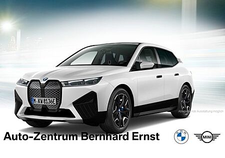 BMW iX xDrive40 Sportpaket AHK SKY 2-Achs-Luft h&k