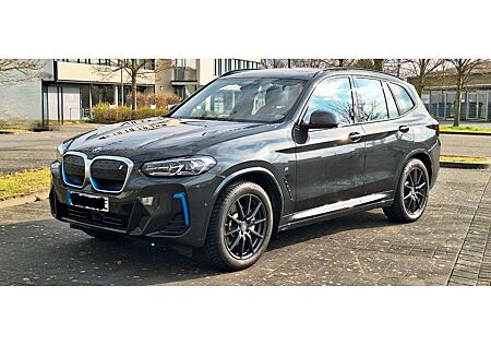 BMW iX3 **Inspiring*M-Paket*Panorama*1. Hand*