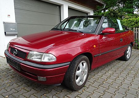 Opel Astra 1.8 16V Cabrio Bertone Edition Bertone...