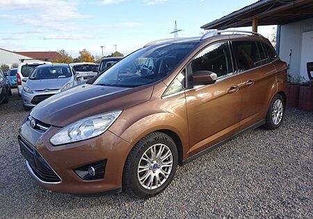 Ford Grand C-Max Titanium