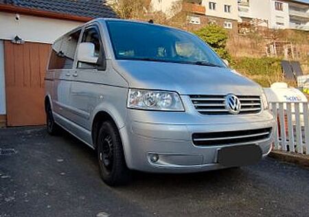 VW T5 Multivan Volkswagen Atlantis 2.5 TDI