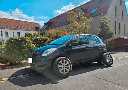 Toyota Yaris 1,33-l-HU 6/26, Klima