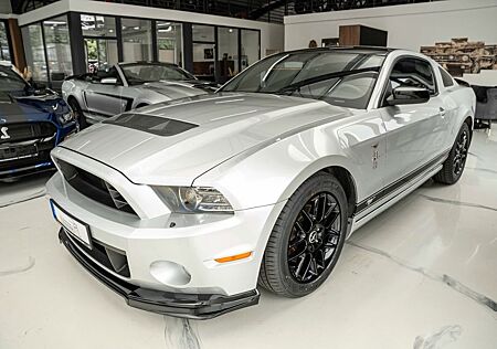 Ford Mustang 3,7 V6 LEDER XENON ALU PDC