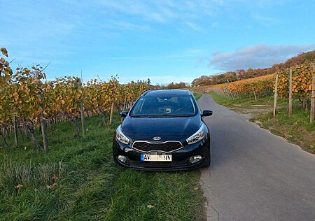 Kia Cee'd Sportswagon 1.6 GDI Vision Sportswagon...