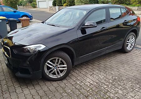 BMW X2 sDrive18i -
