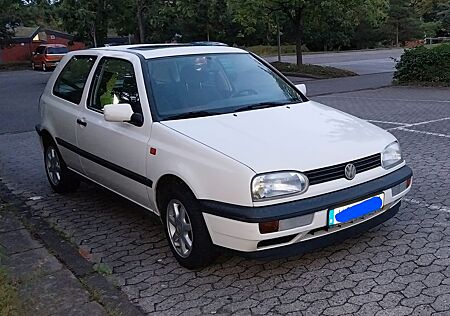 VW Golf Volkswagen 1.8 CL Auto CL