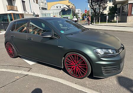 VW Golf Volkswagen VII Lim. GTD BMT