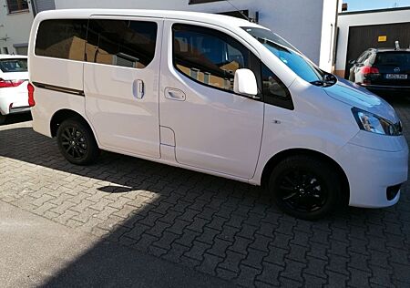 Nissan NV200 1.5 dCi Evalia Tekna 7-Sitzer