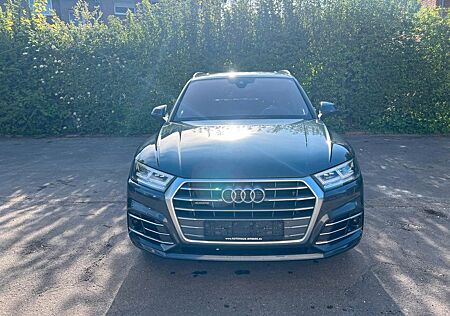 Audi Q5 2.0 TDI 140kW S-Line, Panorama, AHK, Luft,