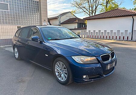 BMW 320d 320 Baureihe 3 Touring *EURO5*Harman/Kardon