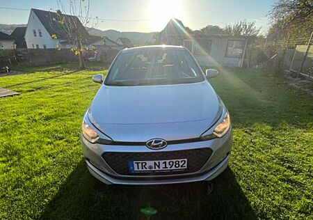 Hyundai i20 1.4 Trend Automatik Trend