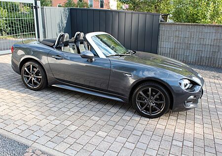 Fiat 124 Spider Lusso, Neue Alufelgen, Navi, Leder