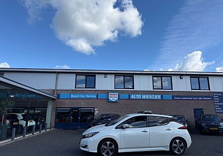 Nissan Leaf gebraucht kaufen Nissan Leaf N-Connecta 40kWh | SOH 89% | Navi | kamera