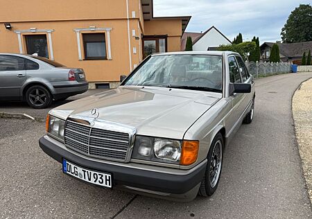 Mercedes-Benz 190