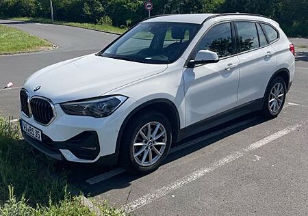 BMW X1 sDrive18i Advantage Steptronic DCT Advantage