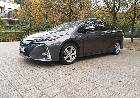 Toyota Prius 1.8-l-VVT-i Plug-in Executive Executive