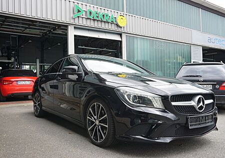 Mercedes-Benz CLA 200 Urban/Xenon/SHZ/PDC