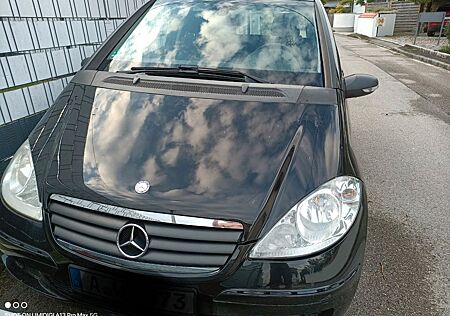Mercedes-Benz A 160 CDI Autotronic -