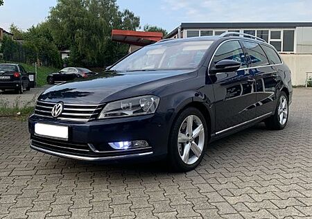 VW Passat Variant Volkswagen 2.0 BlueTDI Highline Variant ...