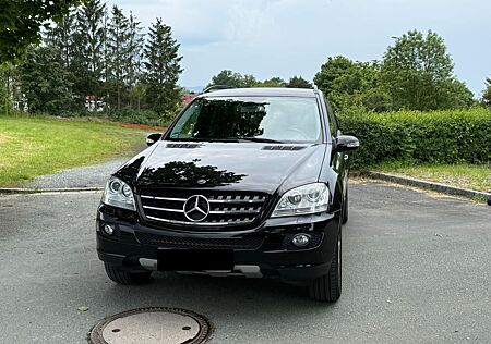 Mercedes-Benz ML 280 CDI 4MATIC - Rentnerfahrzeug | Garagenwag
