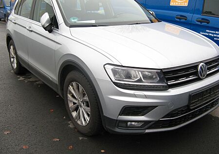 VW Tiguan Volkswagen Highline BMT LED