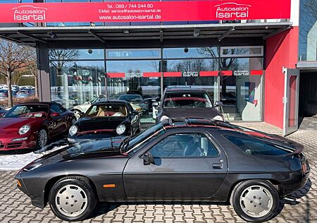 Porsche 928 S - 1. dt. Hd ! -orig. 11 tkm !! -gr. KD neu
