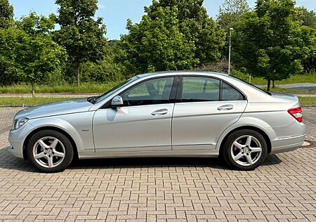 Mercedes-Benz C 180 KOMPRESSOR BlueEFFICIENCY -