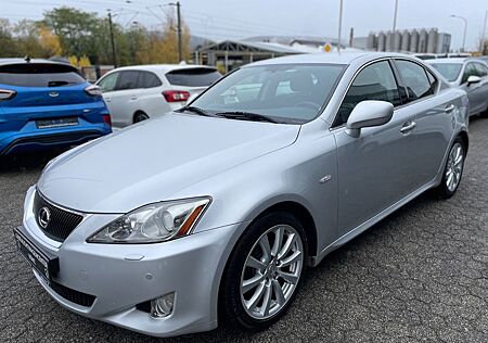 Lexus IS 250 250 Luxury Line NAVI/SHZ/SLF/TEMP/GAR!