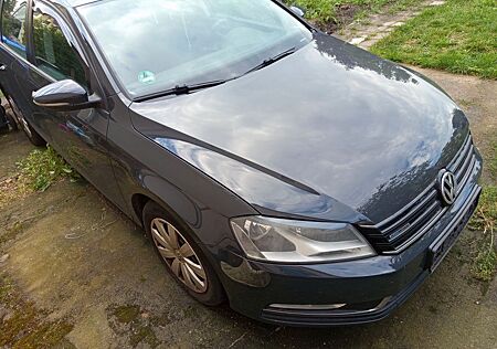 VW Passat Volkswagen 1.6 TDI Comfortline BMotion Tech Vari...
