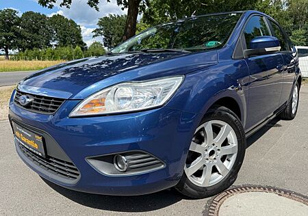 Ford Focus Lim. Style/Kupplung Neu/Kamera/Navi/