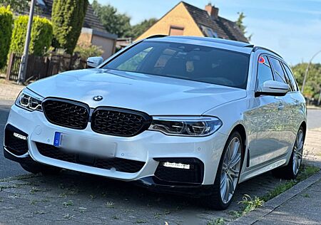 BMW 520d Tour. M Sport *Pano*Head Up*20 Zoll