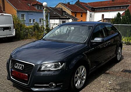 Audi A3 1.8 TFSI S tronic Sportback TÜV Neu Vollleder