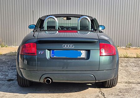 Audi TT Roadster 1.8T 132 kW -