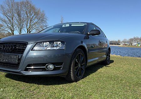 Audi A3 1.2 TFSI S tronic Ambition Sportback Automatc