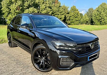 VW Touareg Volkswagen 3.0 V6 TDI 210kW 4MOT R-Line BLACK AHK