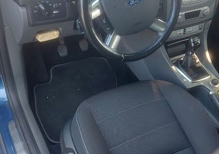 Ford Focus 1,6 Titanium Titanium