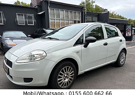 Fiat Grande Punto 1.4 8V Dynamic* 1 Hand*TÜV neu*Klima*Garantie