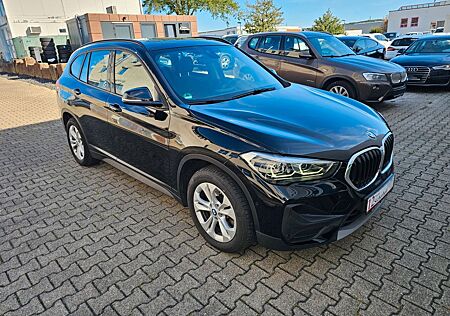 BMW X1 xDrive 25 e Aut NAV*PANO*LED*M-LENK*SPORTSITZ