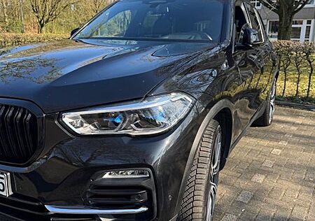 BMW X5 xDrive45e B&W SKYLOUNGE LASER NIGHTVISION