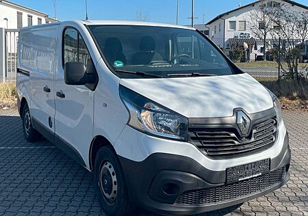 Renault Trafic L1H1 WÜRTH Regale Klima Navi PDC AHK 1.HD