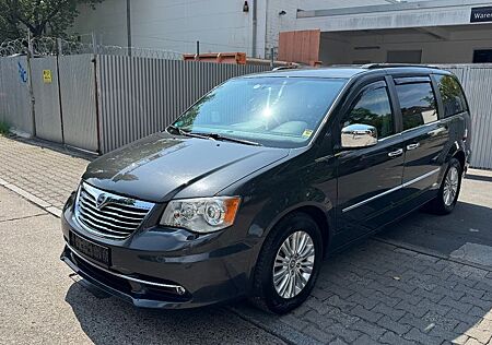 Lancia Voyager.Auto.7.Sitzer.Voll Ausstattug.Kamer