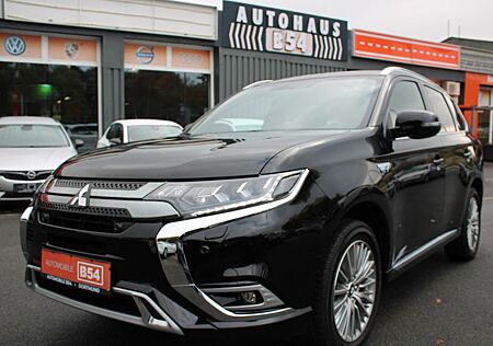 Mitsubishi Outlander PHEV Plus Spirit 4WD/NAVI/KAM/