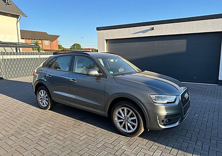 Audi Q3 2.0 TFSI quattro -