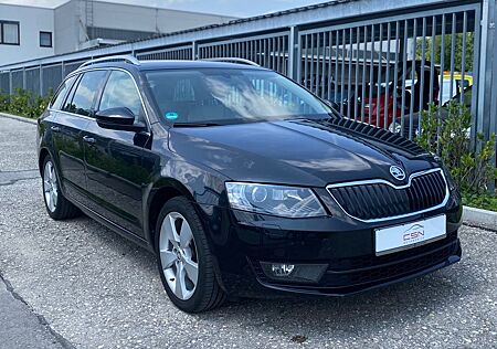 Skoda Octavia Elegance 4x4 DSG *AHK*Teilleder*Allrad*
