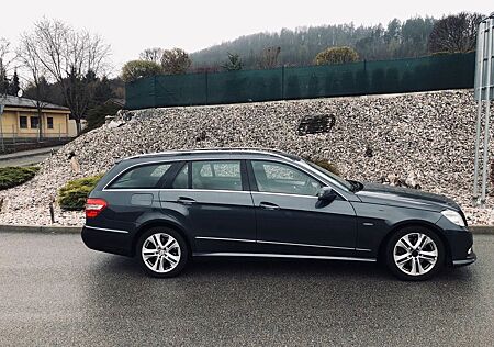 Mercedes-Benz E 250 CDI T BlueEFFICIENCY ELEGANCE ELEGANCE