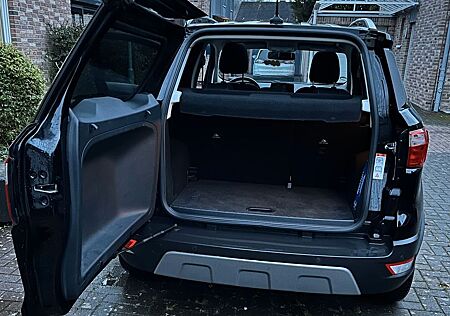 Ford EcoSport 1,0 EcoBoost 92kW Titanium Titanium