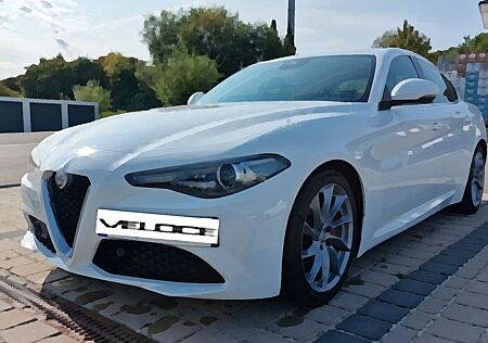 Alfa Romeo Giulia 2.2 Diesel 16V 132 kW Super Super