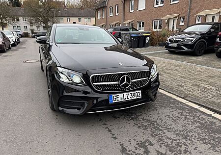 Mercedes-Benz E 200 Autom. AMG-Line TÜV AU Neu