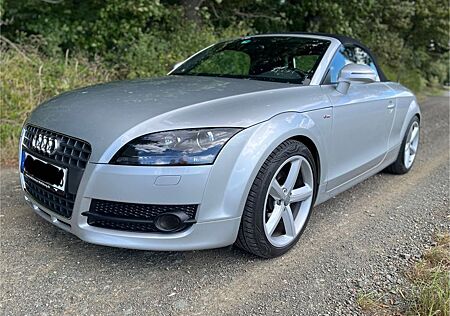Audi TT Roadster 2.0 TFSI - S line